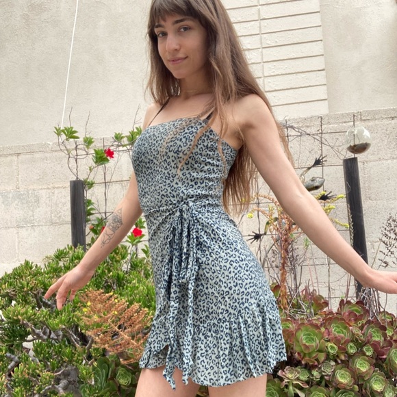 Audrey 3+1 Blue Leopard Cheetah Flowy Mini Dress - Picture 4 of 7